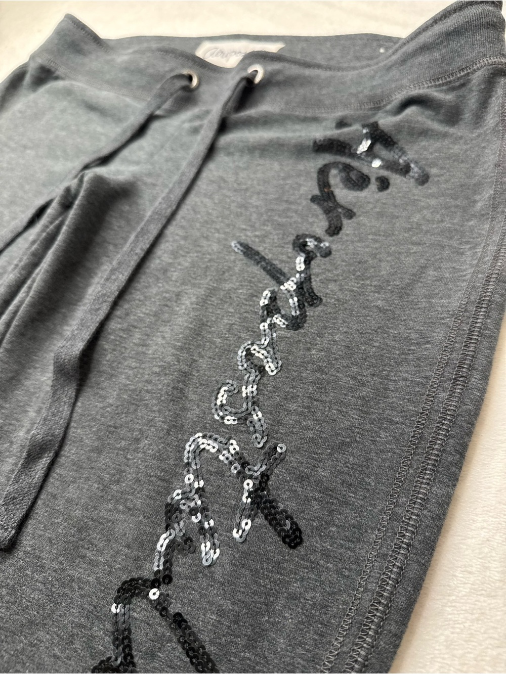 Aeropostale - Y2k Low-rise Flare Charcoal Gray Script Logo Drawstring Sweatpants - Picture 5 of 13